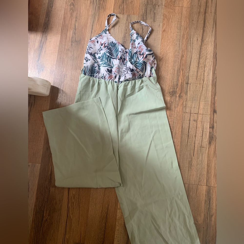 Girls romper size 8